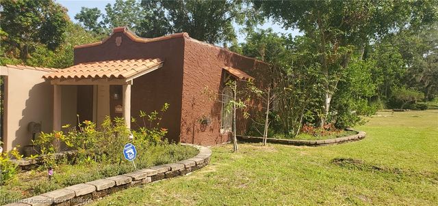 2650 Lakeview Drive, Sebring, FL 33870