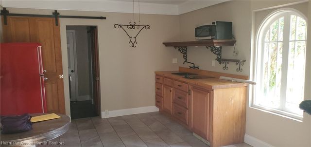 2650 Lakeview Drive, Sebring, FL 33870