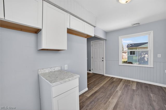 13510 Bennington Avenue, Cleveland, OH 44135