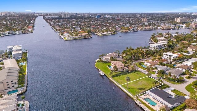 700 SE 28th Ave, Pompano Beach, FL 33062