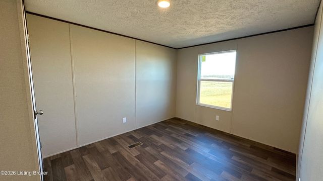 199 Joyce Ct, Guston, KY 40142