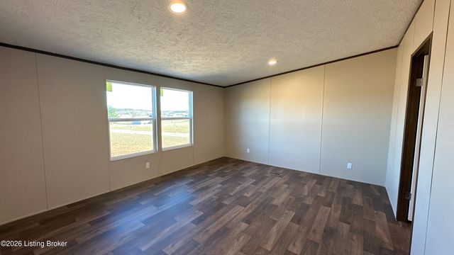 199 Joyce Ct, Guston, KY 40142