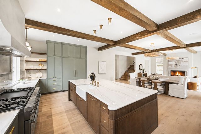 522 Midway Circle, Brentwood, TN 37027