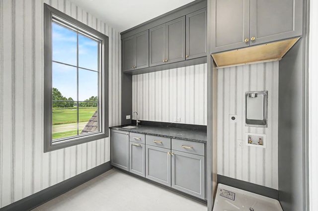 522 Midway Circle, Brentwood, TN 37027
