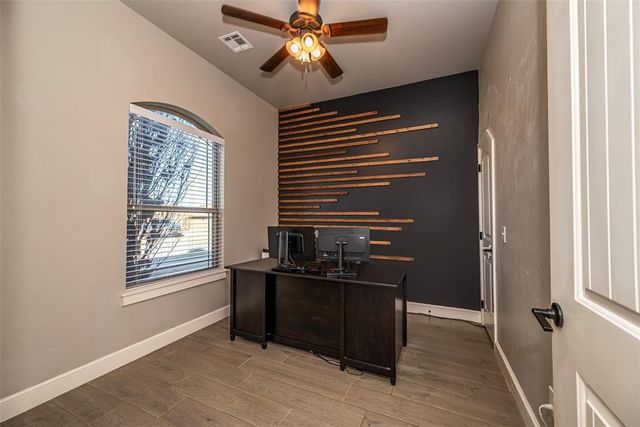 11716 SW 26th Court, Yukon, OK 73099