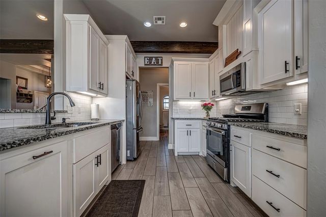 11716 SW 26th Court, Yukon, OK 73099