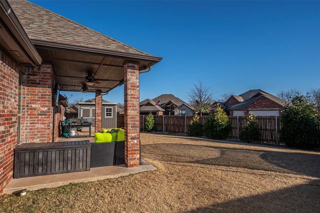 11716 SW 26th Court, Yukon, OK 73099