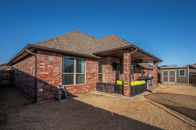 11716 SW 26th Court, Yukon, OK 73099