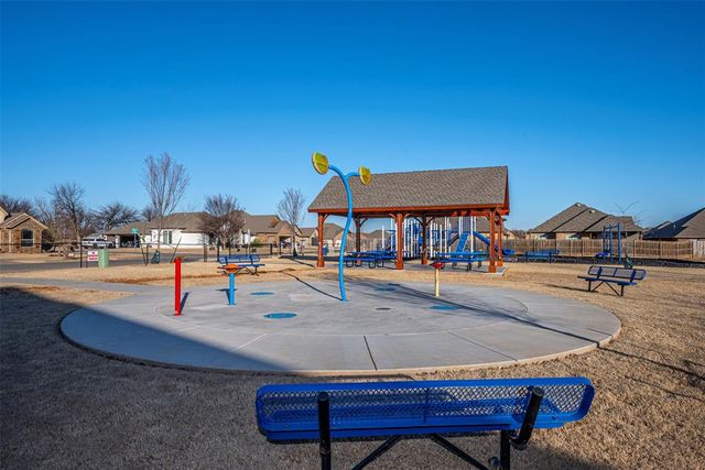 11716 SW 26th Court, Yukon, OK 73099