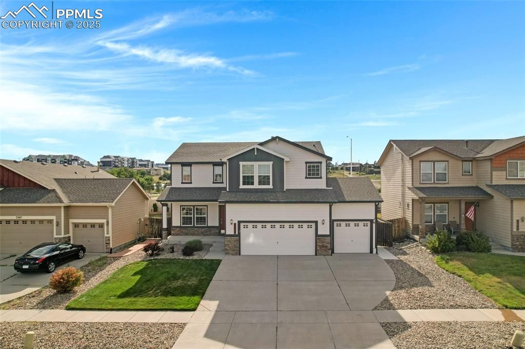 7557 Forest Valley Loop, Colorado Springs, CO 80908