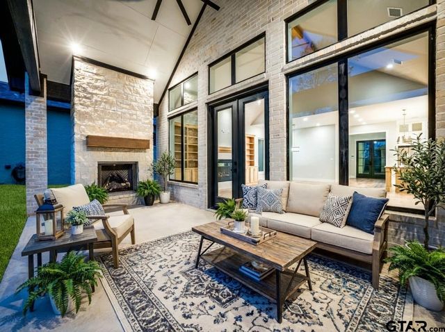 4585 Cascades Blvd, Tyler, TX 75709