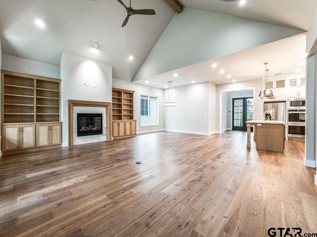 4585 Cascades Blvd, Tyler, TX 75709