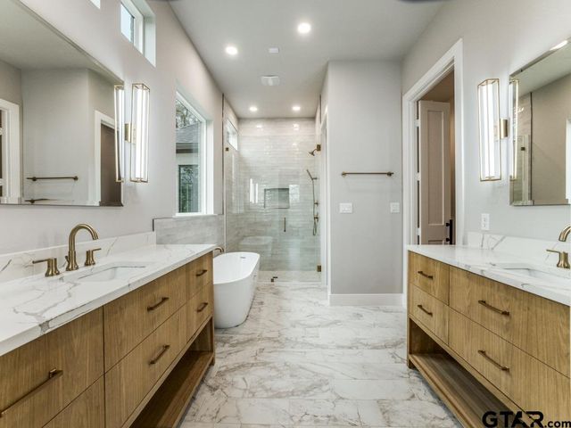 4585 Cascades Blvd, Tyler, TX 75709