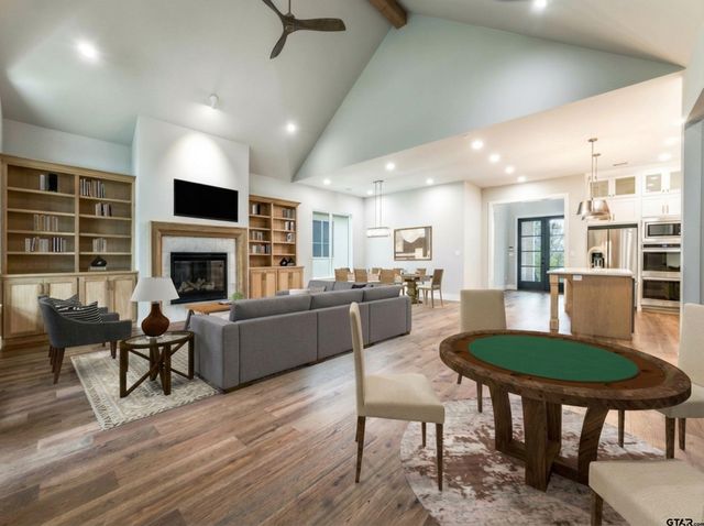 4585 Cascades Blvd, Tyler, TX 75709