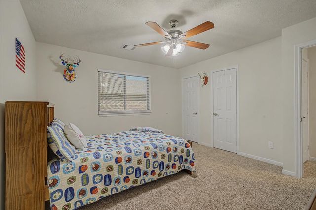 2110 Yarnell Road, Dickinson, TX 77539