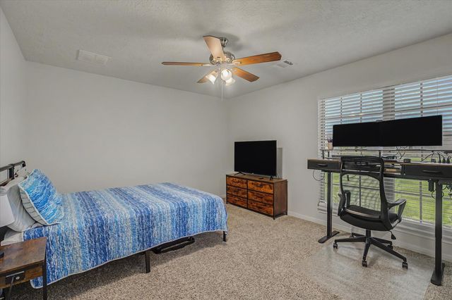 2110 Yarnell Road, Dickinson, TX 77539