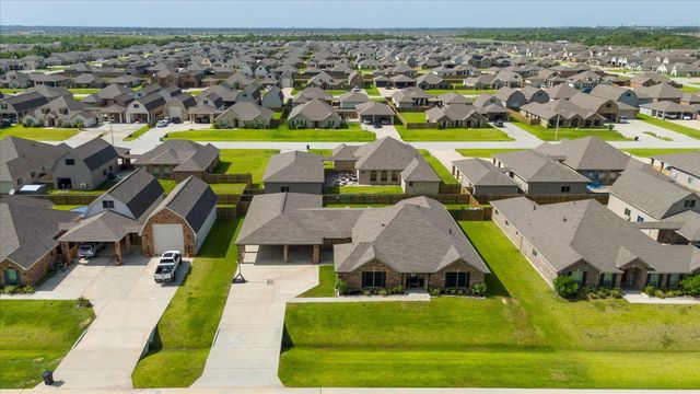 2110 Yarnell Road, Dickinson, TX 77539