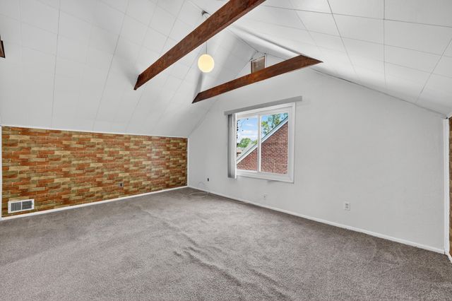 21500 Redmond Avenue, Eastpointe, MI 48021