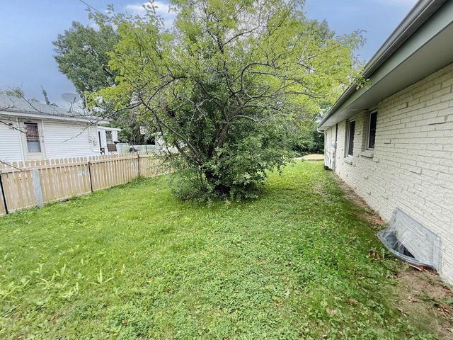 10452 W Tower AVENUE, Milwaukee, WI 53224