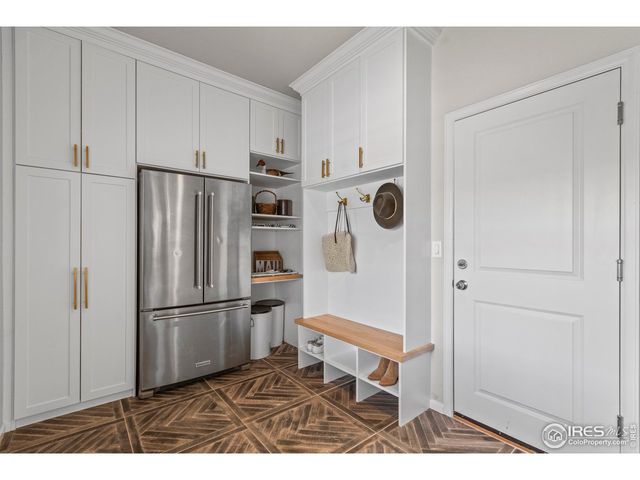 387 Seahorse Dr, Windsor, CO 80550