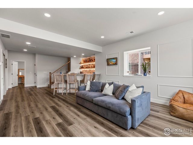 387 Seahorse Dr, Windsor, CO 80550