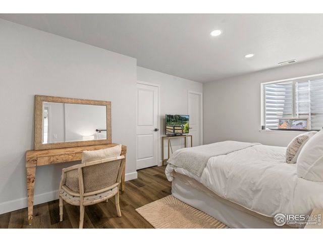 387 Seahorse Dr, Windsor, CO 80550