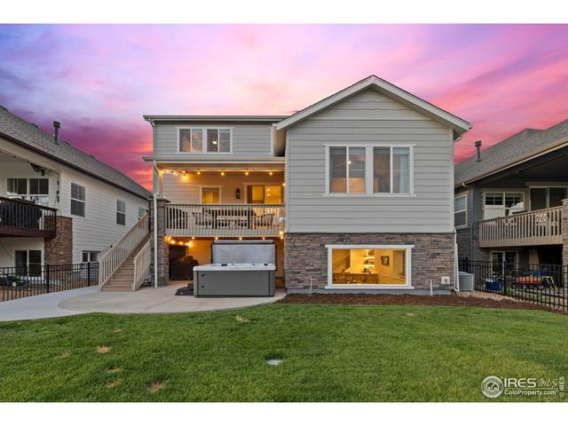 387 Seahorse Dr, Windsor, CO 80550