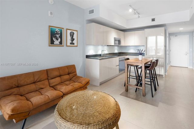 1010 Brickell Ave 3610, Miami, FL 33131