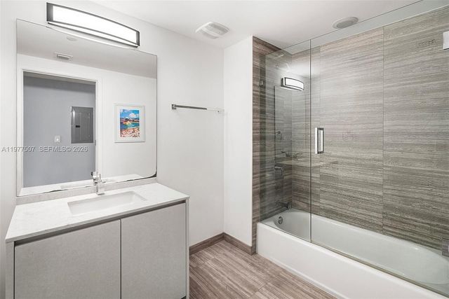 1010 Brickell Ave 3610, Miami, FL 33131