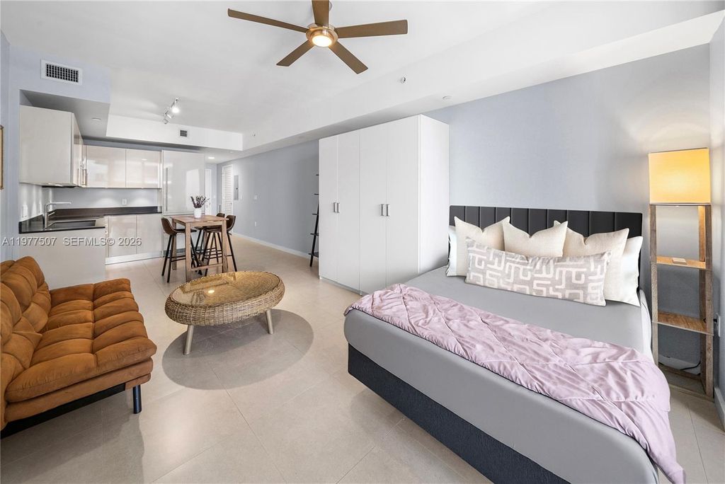 1010 Brickell Ave 3610, Miami, FL 33131