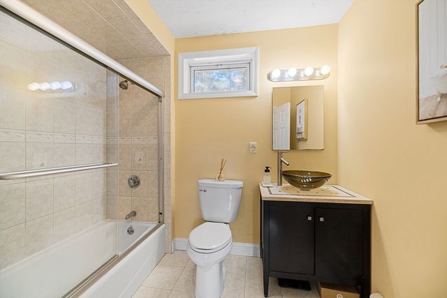 16 Patten Rd, Billerica, MA 01821