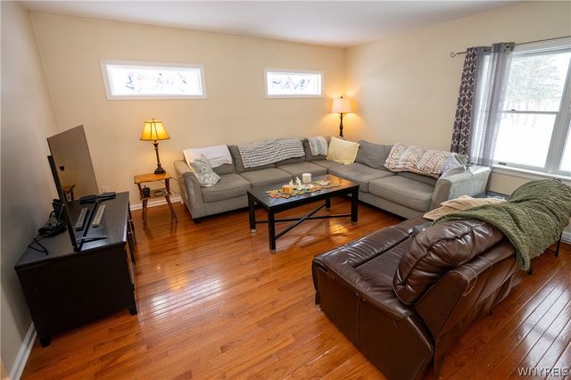 54 Glenwood Avenue, Evans, NY 14006