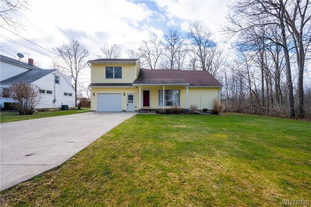 54 Glenwood Avenue, Evans, NY 14006