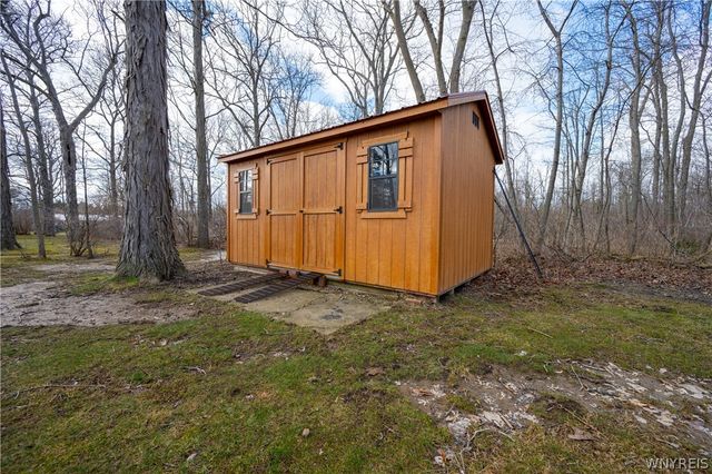 54 Glenwood Avenue, Evans, NY 14006