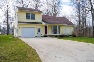 54 Glenwood Avenue, Evans, NY 14006