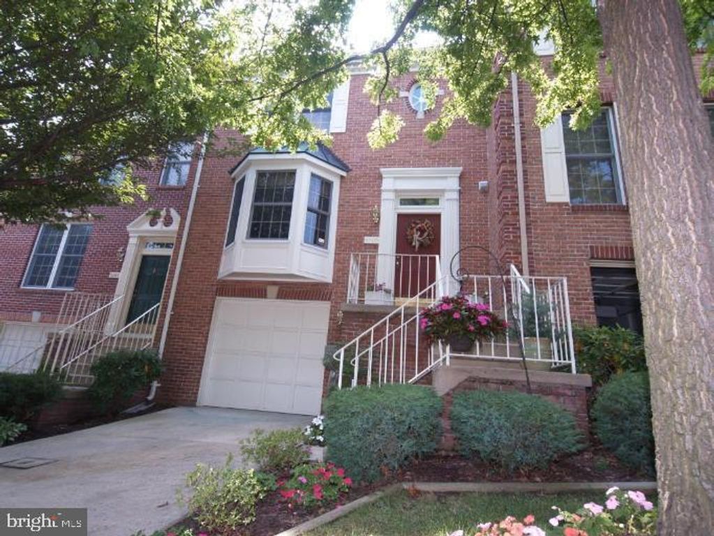 5505 APRIL JOURNEY #123, Columbia, MD 21044
