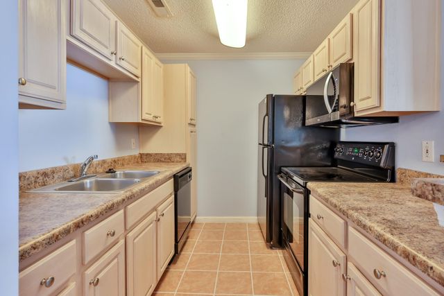 3795 Hitchcock Way Apt 623, Myrtle Beach, SC 29577