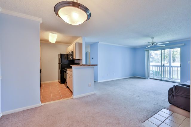 3795 Hitchcock Way Apt 623, Myrtle Beach, SC 29577