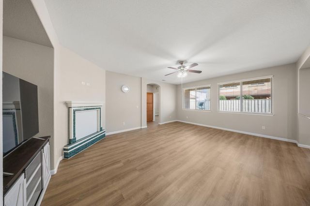 16766 Gold Nugget Trl, Lathrop, CA 95330