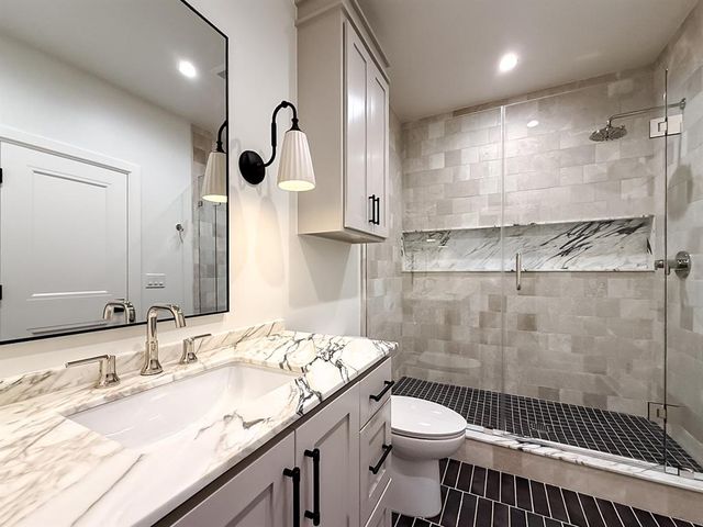 1738 Westchester Drive, The Village, OK 73120