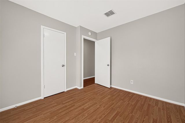 5319 Ridge Turn Drive, Houston, TX 77053