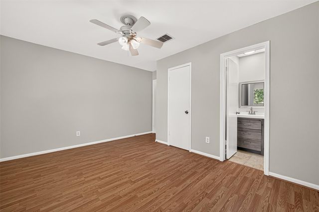 5319 Ridge Turn Drive, Houston, TX 77053