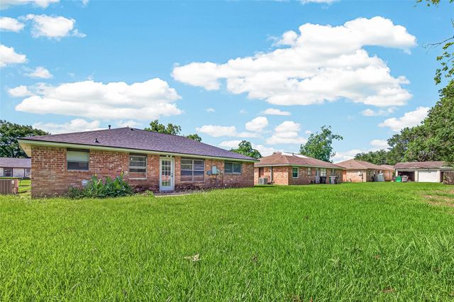 5319 Ridge Turn Drive, Houston, TX 77053