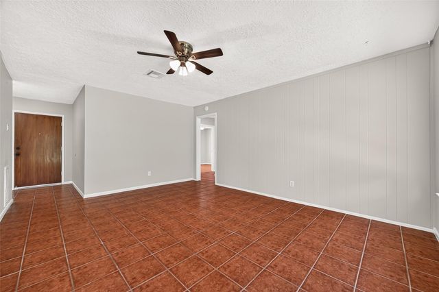5319 Ridge Turn Drive, Houston, TX 77053