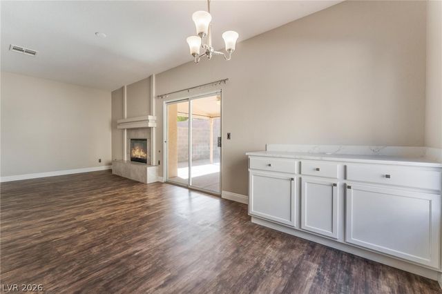 1617 Royal Canyon Drive, Las Vegas, NV 89128