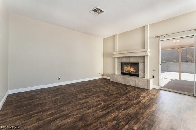 1617 Royal Canyon Drive, Las Vegas, NV 89128