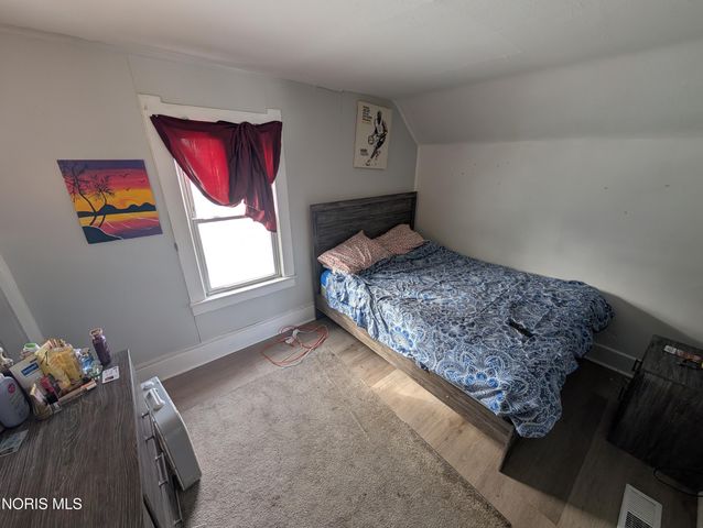 1758 Georgia Avenue, Toledo, OH 43613