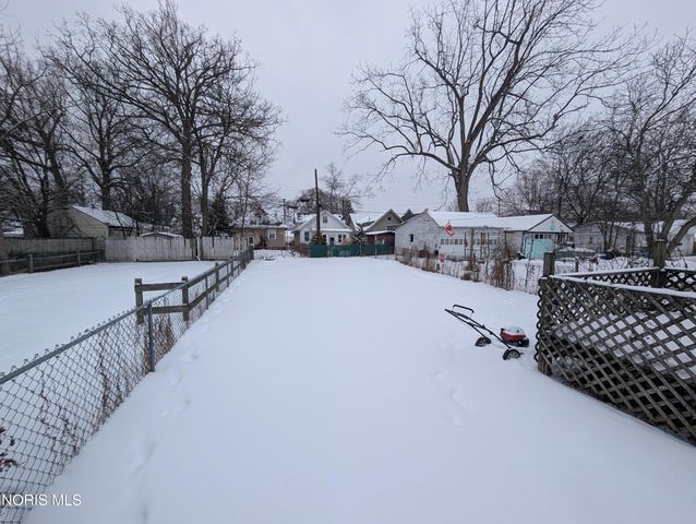 1758 Georgia Avenue, Toledo, OH 43613