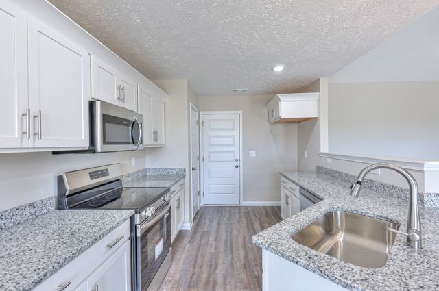 2828 Old Alto Hwy, Decherd, TN 37324