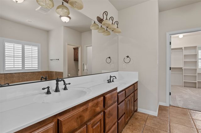 111 Red Oak Drive, Krugerville, TX 76227